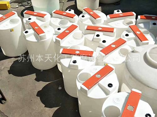 PE加药罐